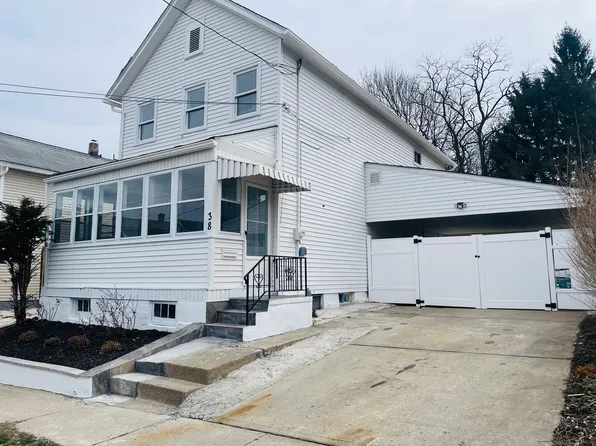 38 Cummiskey St, Wilkes Barre, PA 18702