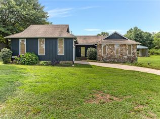 234 Country Gln, Pelzer, SC 29669