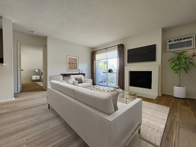 1410 Wellesley Ave #201 — Photo 3