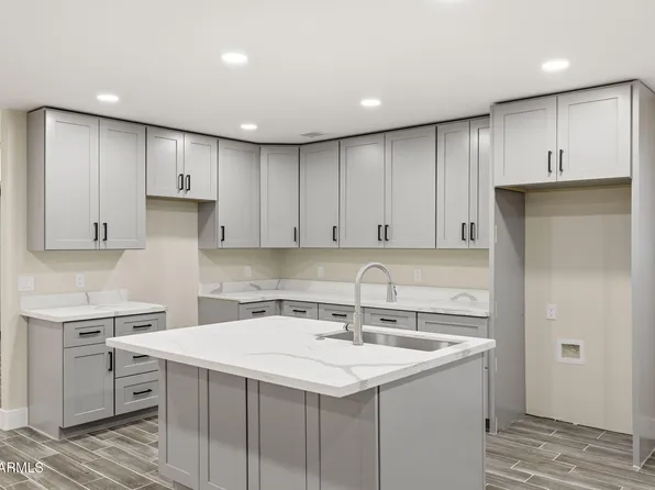 2800 S Hwy 180 --, St Johns, AZ 85936