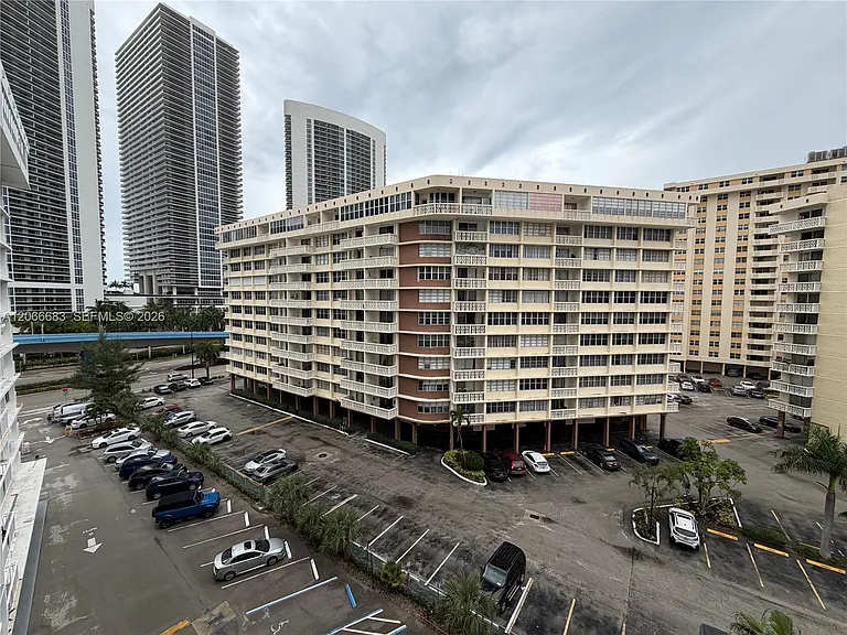 1801 S Ocean Dr #740 — Photo 7