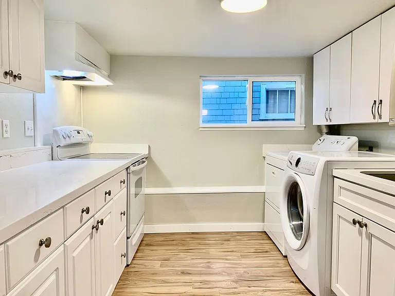 5745 28th Ave NE #MOTHERINLAW — Photo 4