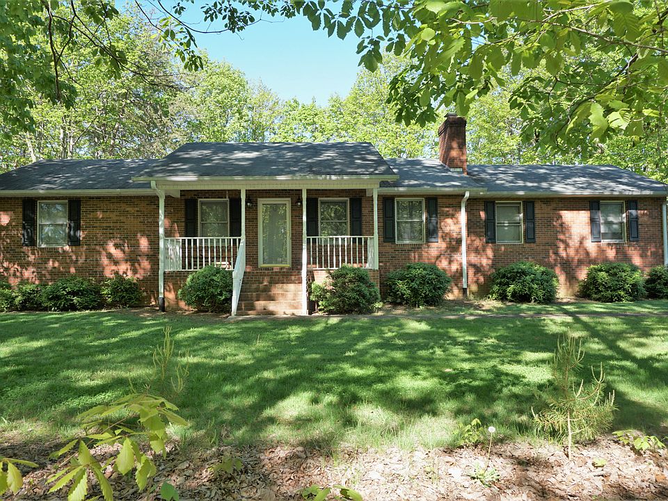 1st image of 348 Benbow Dr
