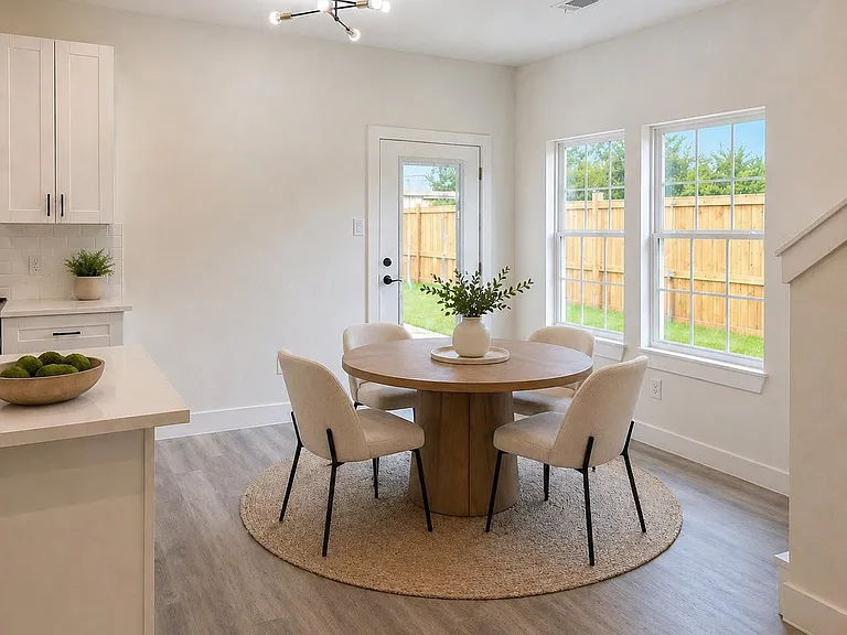 ENHANCED AND VIRTUALLY STAGED WITH AI. Suggested decorations are not found in the property.