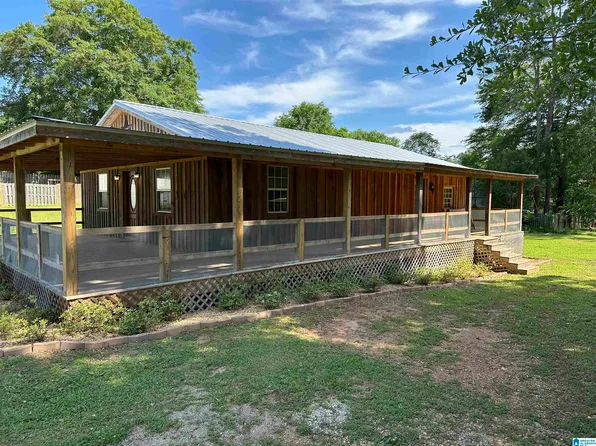 745 Highland Ave, Wadley, AL 36276