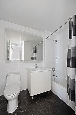 5th image of 189 Schermerhorn St APT 20F