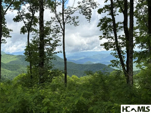 LT 22 Hibernation Place, Cullowhee, NC 28723