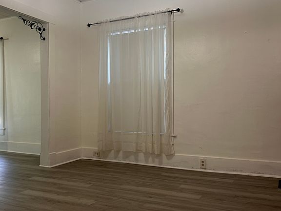 4th image of 417 W Ferry St