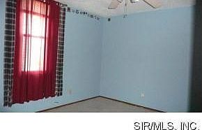 5th image of 144 Cedar Ln