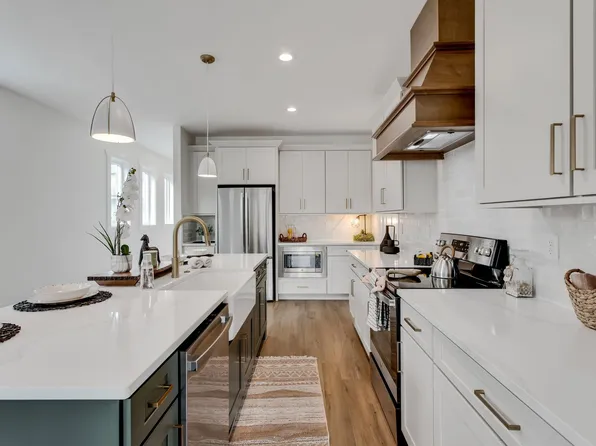 1705B McKinney Ave, Nashville, TN 37208