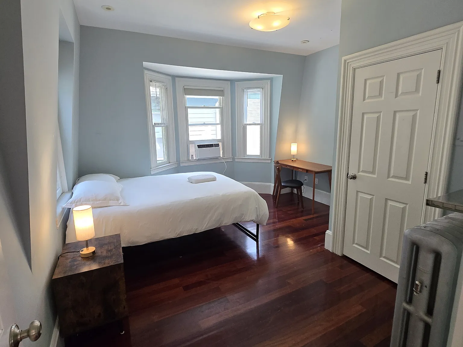 3 bed, 1800 sqft, $3,995 — Photo 4