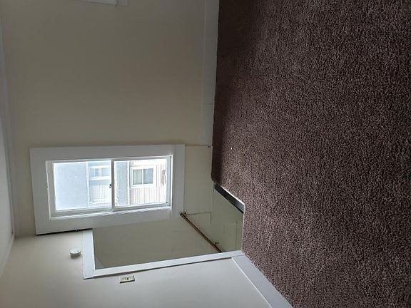 4th image of 715 Harper St