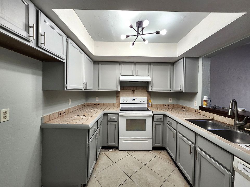 1st image of 2377 E Ironstone Dr