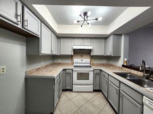 2377 E Ironstone Dr, Jacksonville, FL 32246