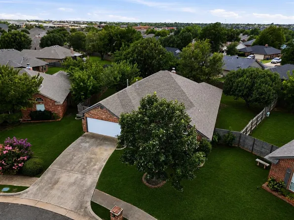 2617 Prescott Ave, Edmond, OK 73013