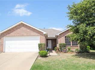 1900 Clear Creek Dr, Little Elm, TX 75068