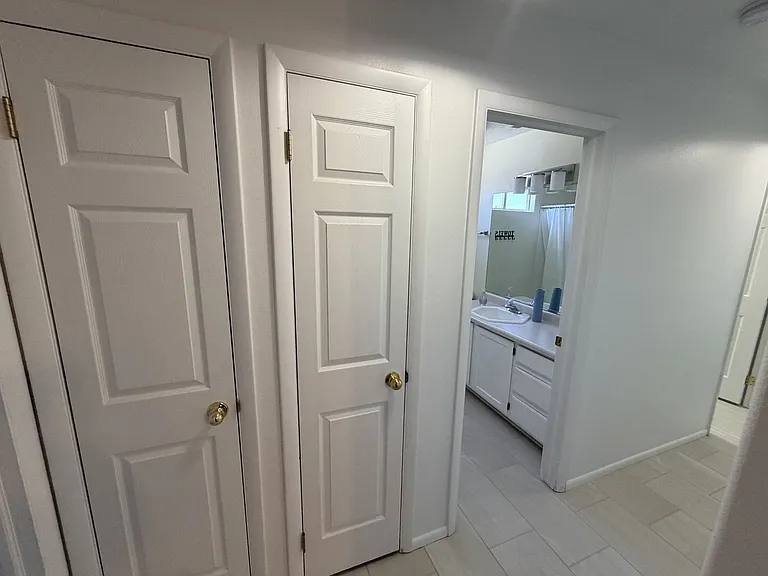 204 N 2000 E — Photo 17