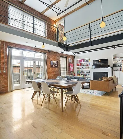 8 Newcomb St #5 — Photo 2