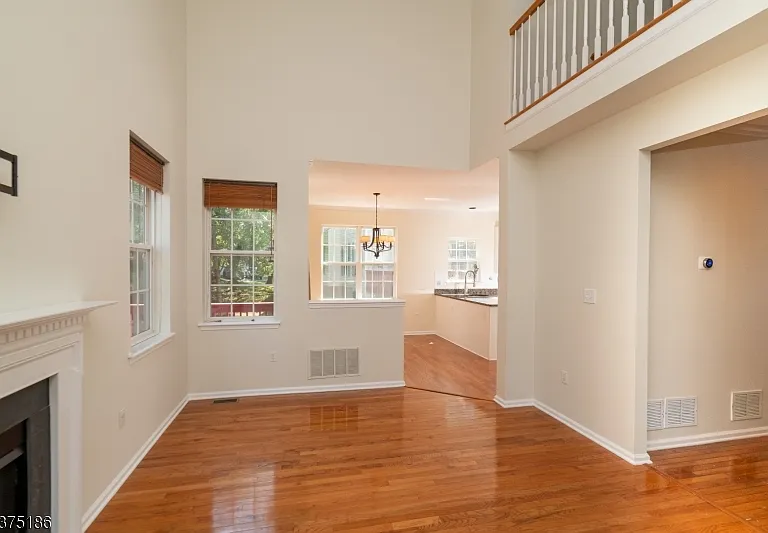 5 Hansom Rd — Photo 9
