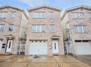 110A Oak St #2, Jersey City, NJ