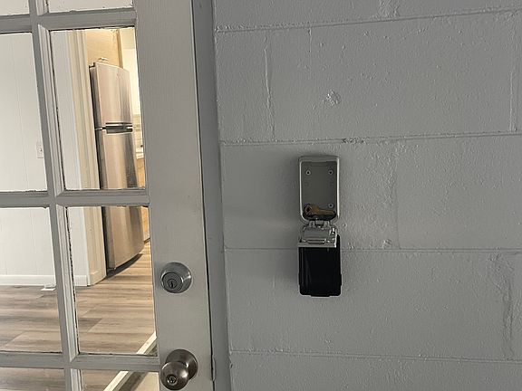 3rd image of 1813 Palmer Ave