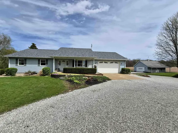 8506 E Ryerson Rd, Pierceton, IN 46562