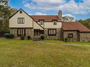 480 Camelot Dr S, Fayetteville, GA 30214