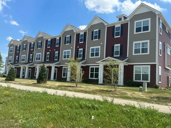 1526 Albany St, Grayslake, IL 60030