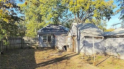 4th image of 316 E 7th Ave