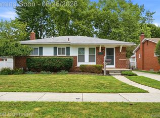 29710 Shackett Ave, Madison Heights, MI 48071