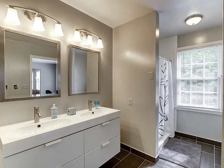 13 Avalon Ct — Photo 23