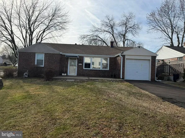2926 Oklahoma Rd, Willow Grove, PA 19090