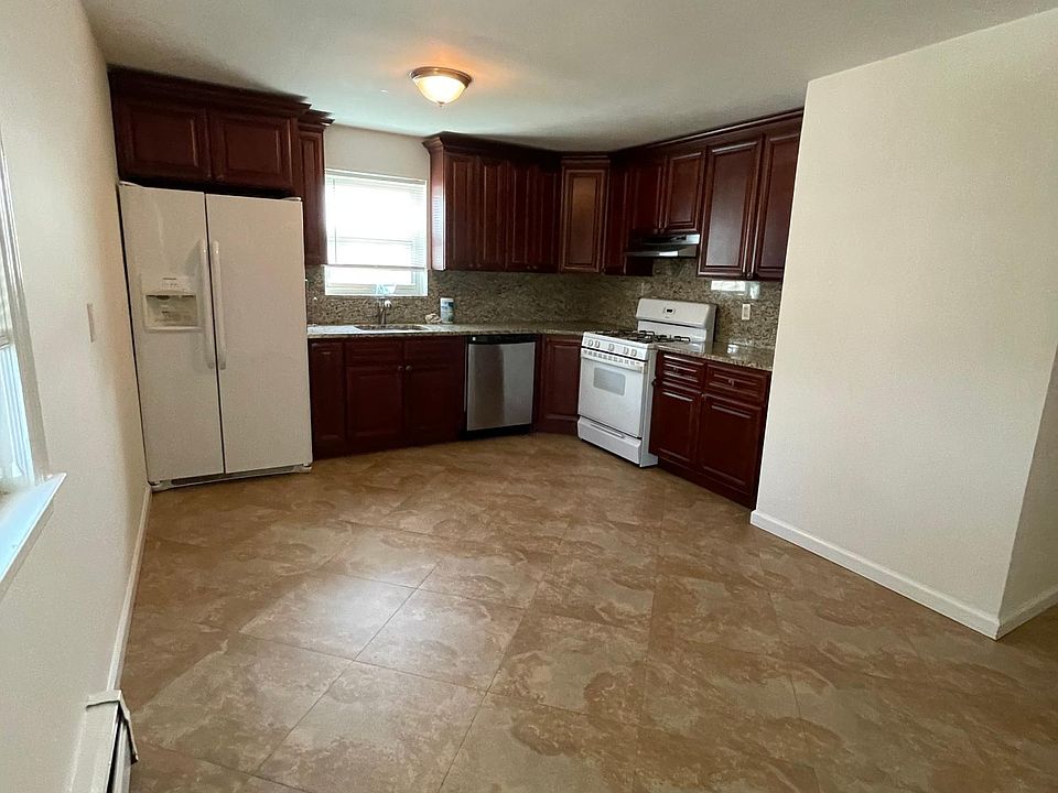1st image of 45 Teresa Ave