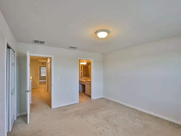9160 Hillcroft Dr — Photo 19