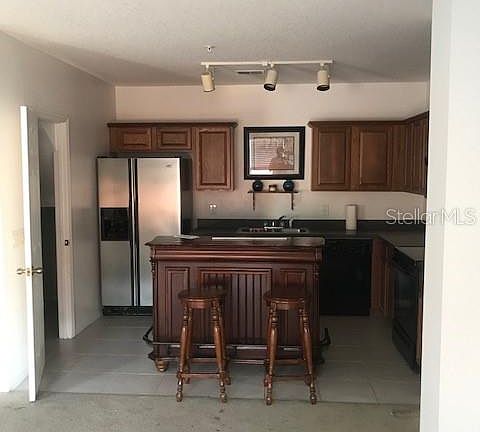 3rd image of 2000 Cypress Bay Blvd #2000