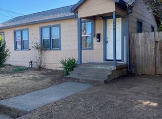 1840 Pleasant St, Redding, CA 96001