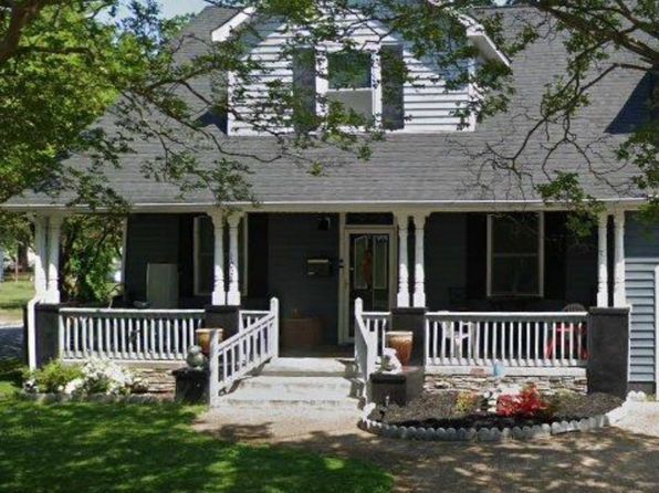 1028 Albert Ave