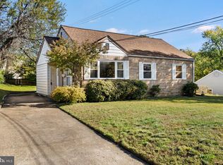 7334 Howard Ct, Falls Church, VA 22043