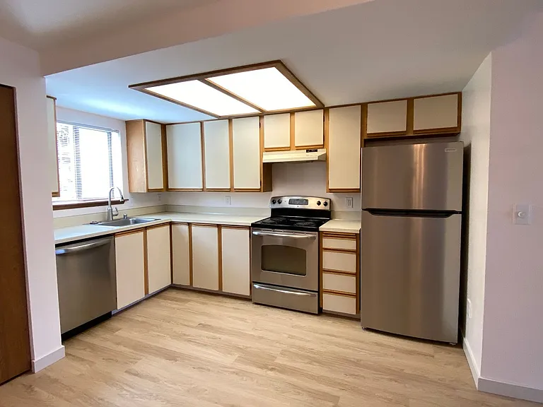 The Sandridge, LLC — Photo 3