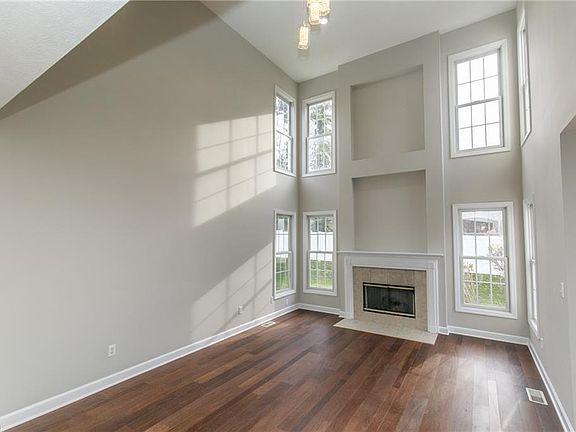 2nd image of 728 Monticello Place Ln