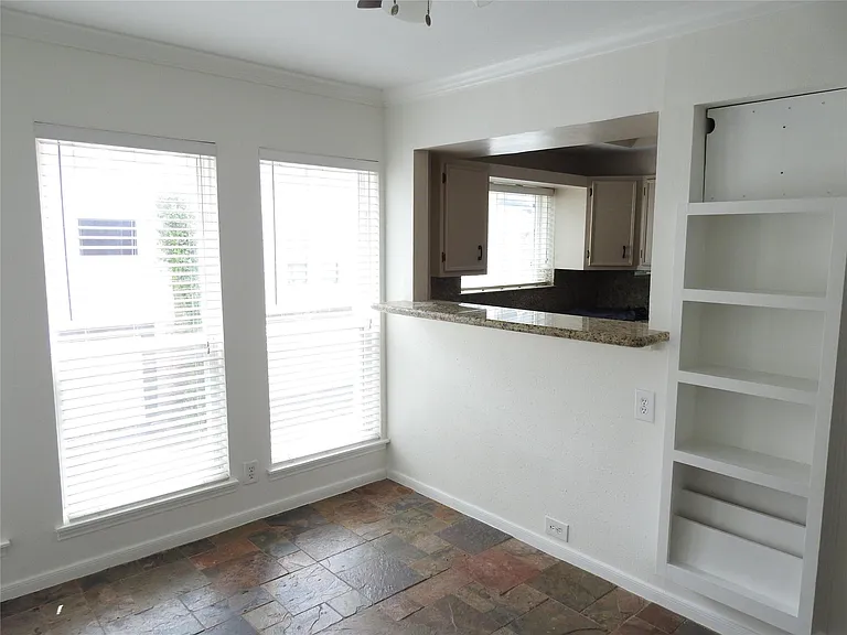 218 Stratford St #3 — Photo 15