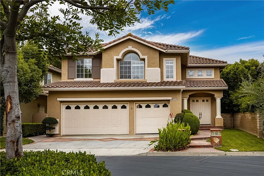 4 bed, 3.0 bath, 3001 sqft, $6,500 — Photo 1