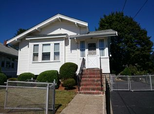 7 Cotuit St, West Roxbury, MA 02132