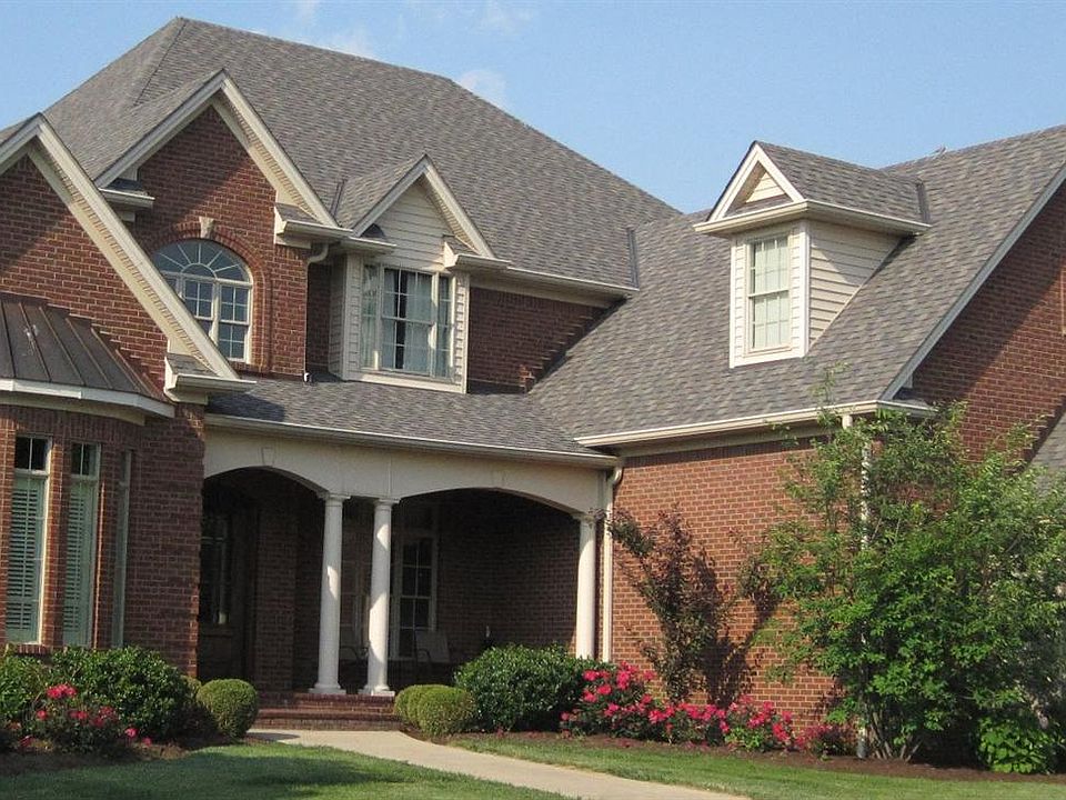 1st image of 635 Burr Oak Dr