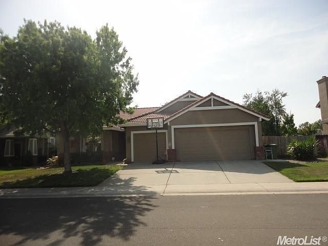 1st image of 994 Snow Lily Ave