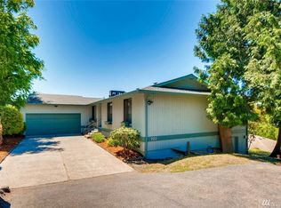 722 Alvord Ave N, Kent, WA 98031