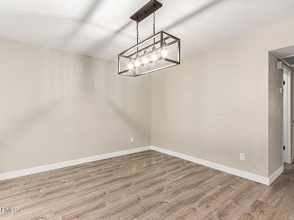 5th image of 2157 E MINTON Drive