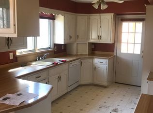 22 Monarch Rd, Hanover Township, PA 18706