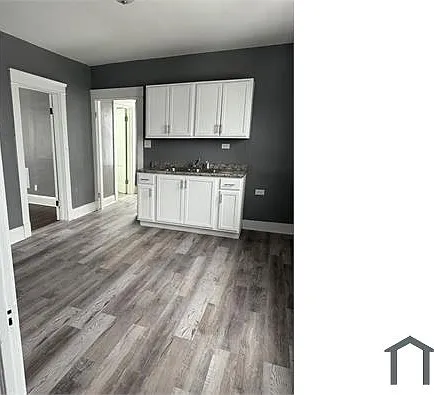 4 bed, $1,400 — Photo 2