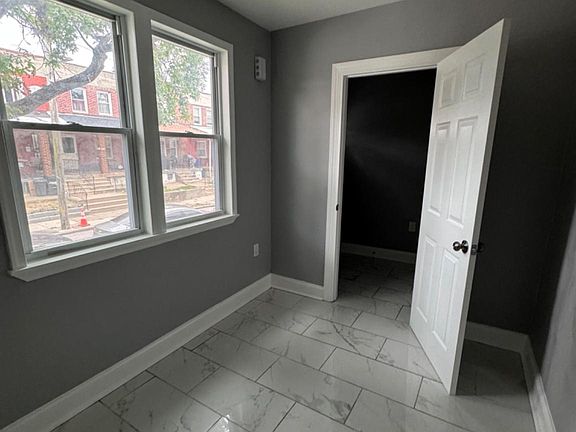 4th image of 2602 S Holbrook St